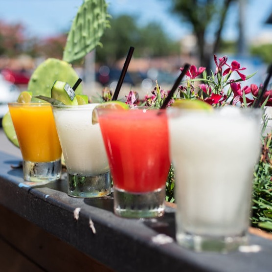 Cocktails Showcase